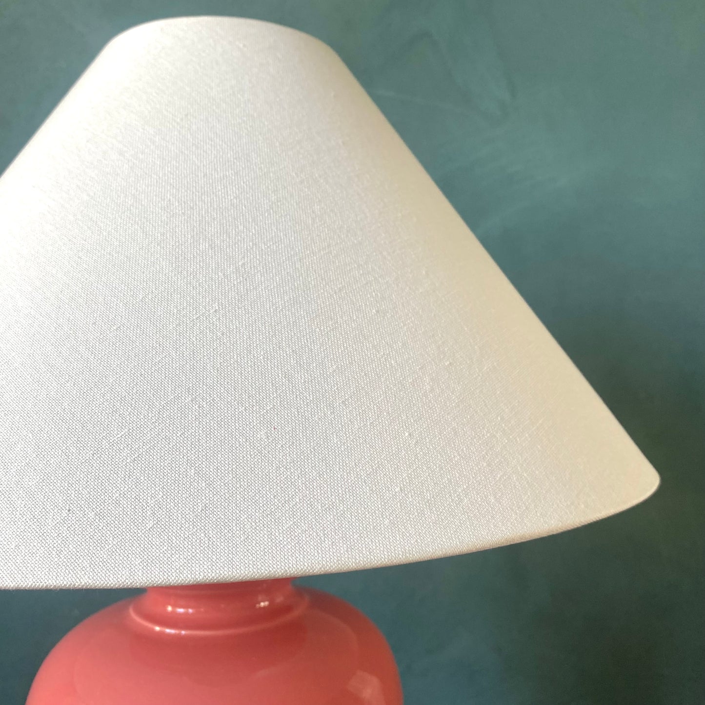 Vintage Pink Ceramic Table Lamp