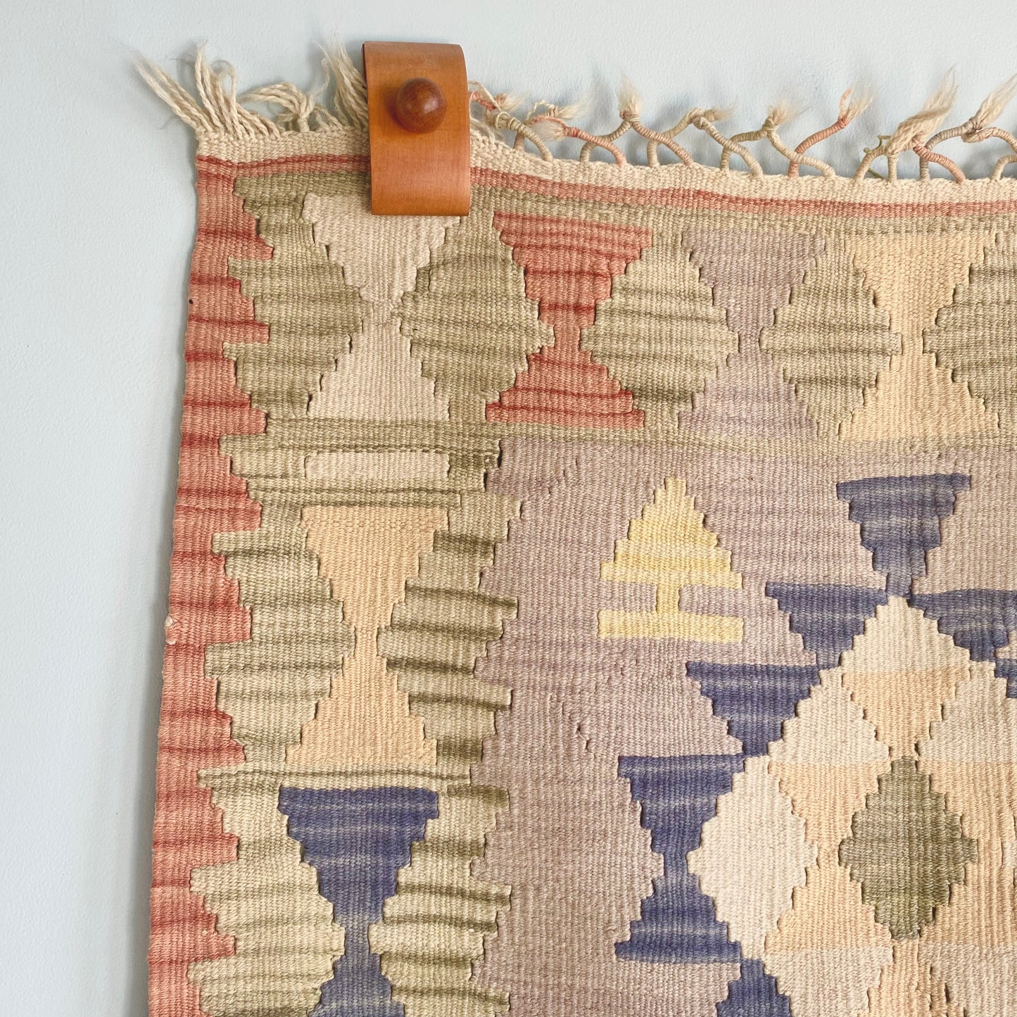 Vintage Turkish Kilim Wall Hanging / Rug