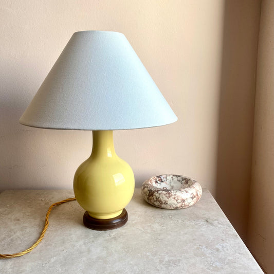 Sunny Sands House Vintage Ceramic Yellow Table Lamp