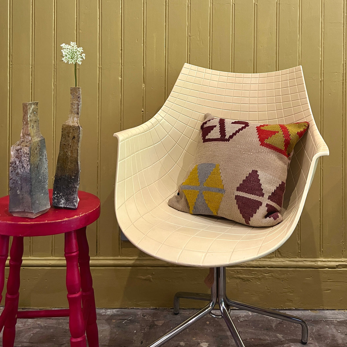 Hand-woven Geometric Kilim Cushion Cover