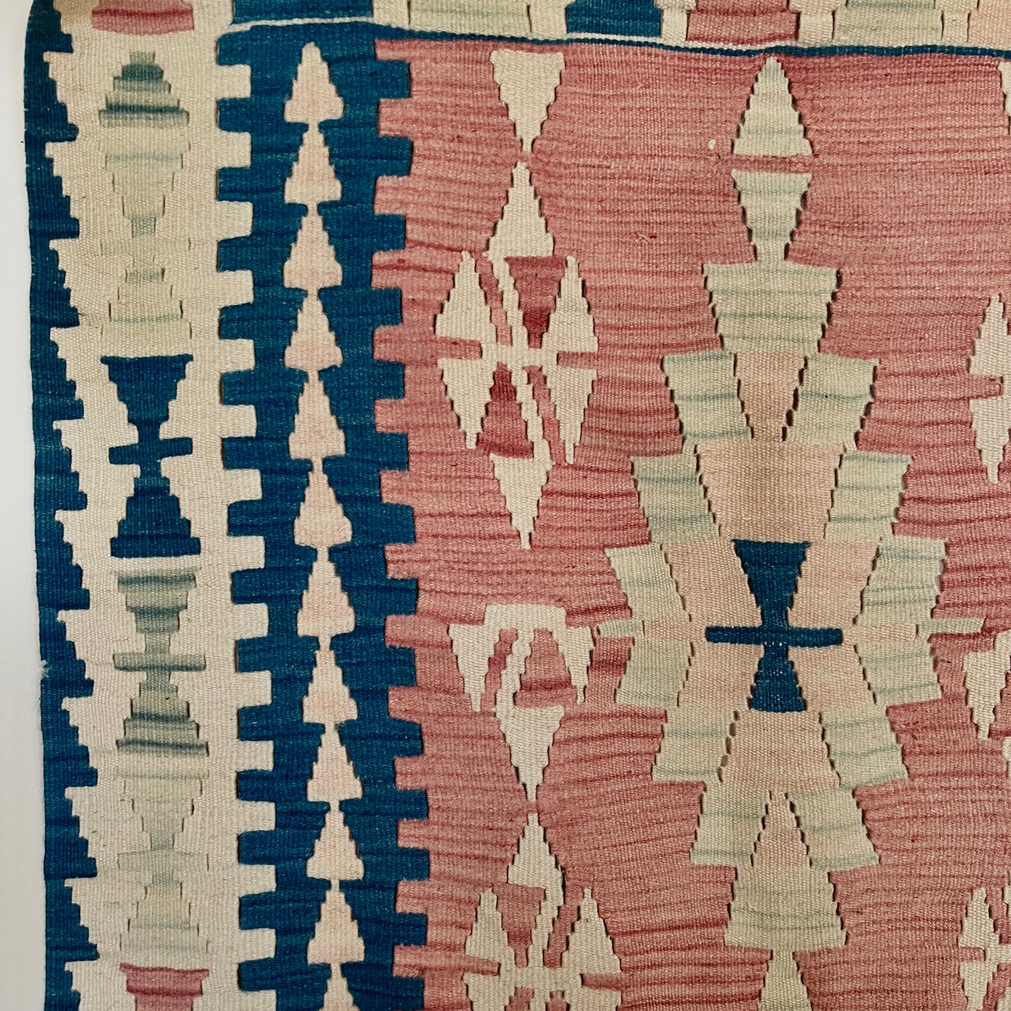 Vintage Handmade Wool Tribal Kayseri Kilim Wall Hanging / Rug